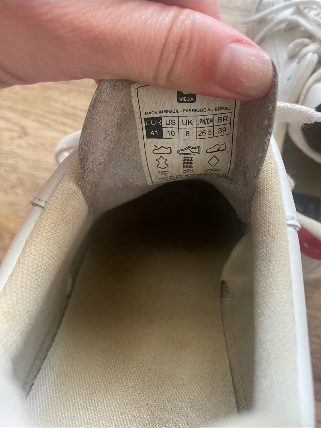 Veja V-10 Sneakers Womens 10 — image 5 of 5